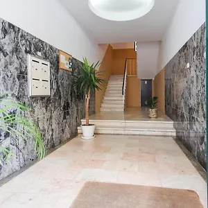 https://principe-real-balcony-by-homing.hotels-lisbon-portugal.com